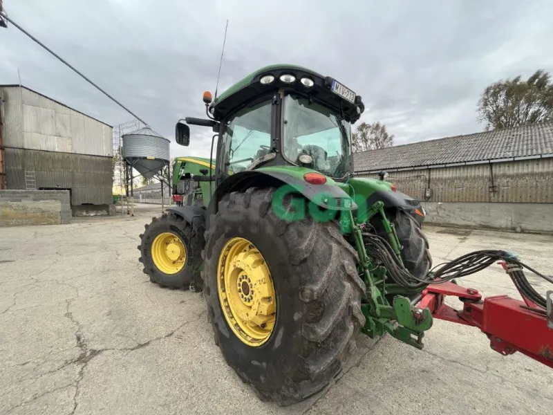 Eladó  John Deere 8335R ILS használt traktor