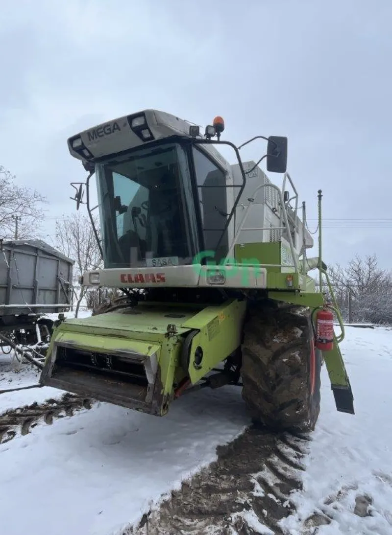 Eladó Claas Mega 370 használt kombájn