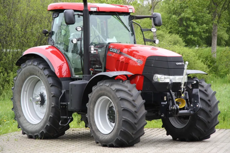 Eladó CNH (New Holland Steyr CaseIH) front hidraulika és TLT