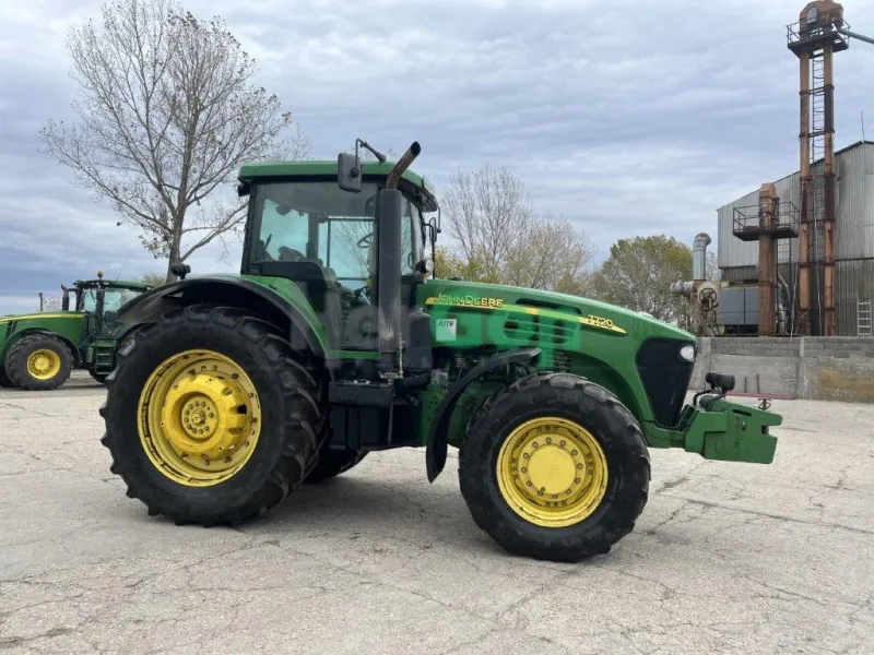 Eladó John Deere 7720 tarktor