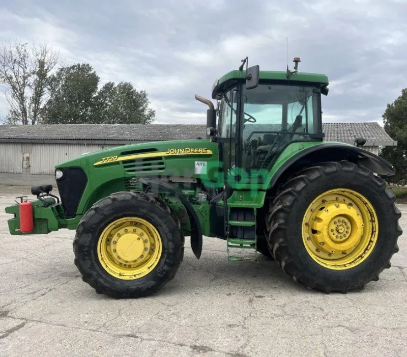 Eladó John Deere 7720 tarktor