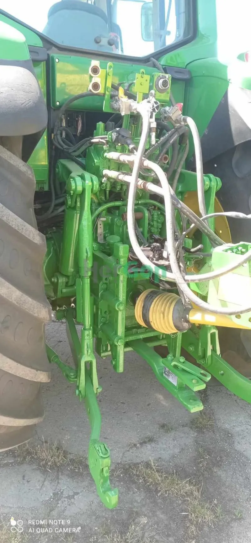 John Deere 6920