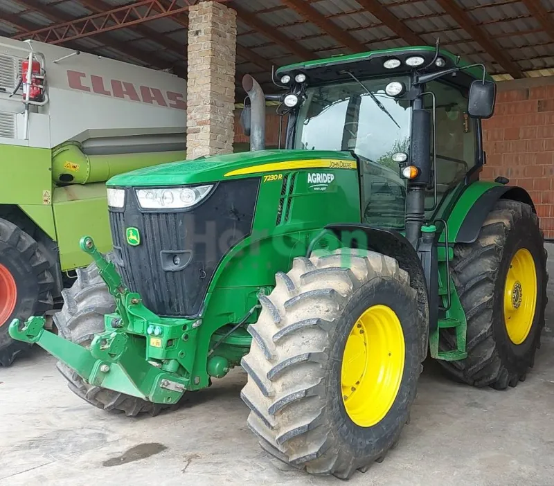 John Deere 7230R