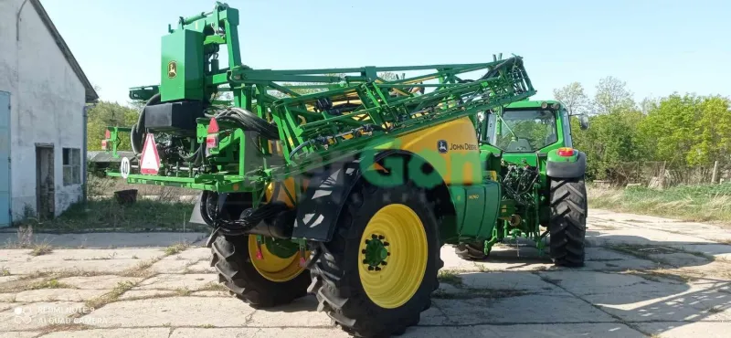 John Deere M740i