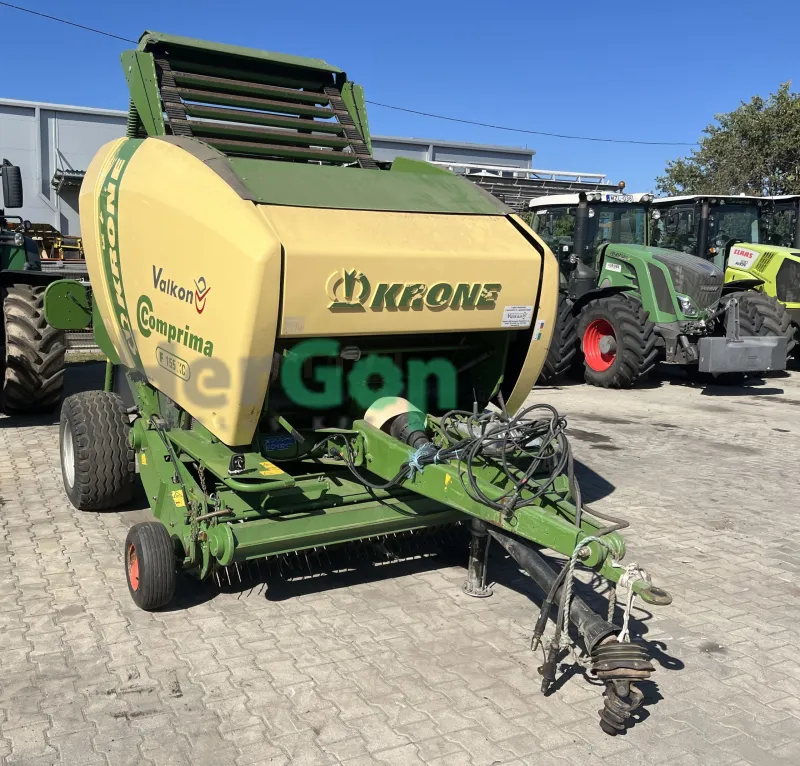 Krone Comprima F155 XC bálázó