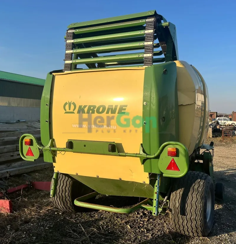 Krone Comprima F 155 XC bálázó