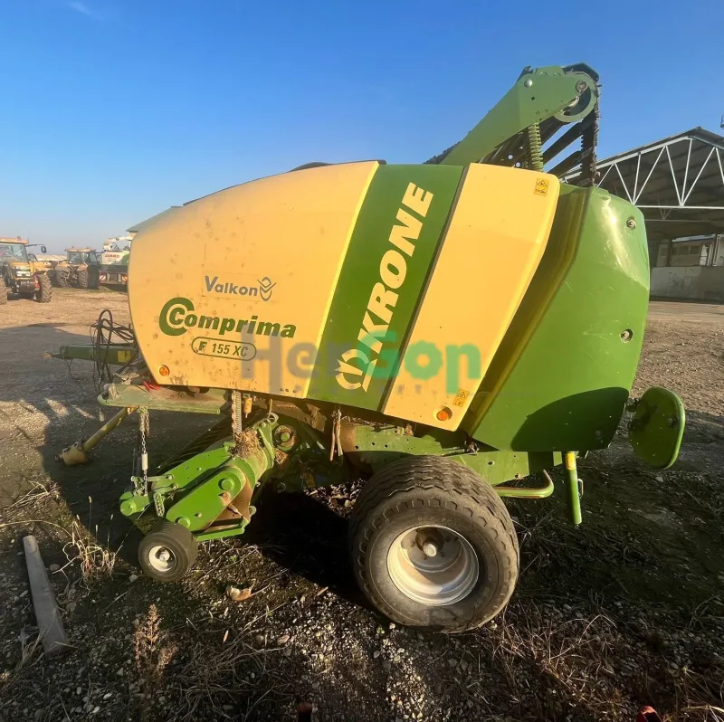 Krone Comprima F 155 XC bálázó