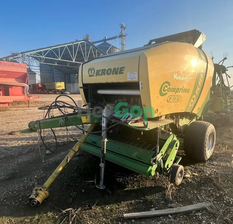 Krone Comprima F 155 XC bálázó