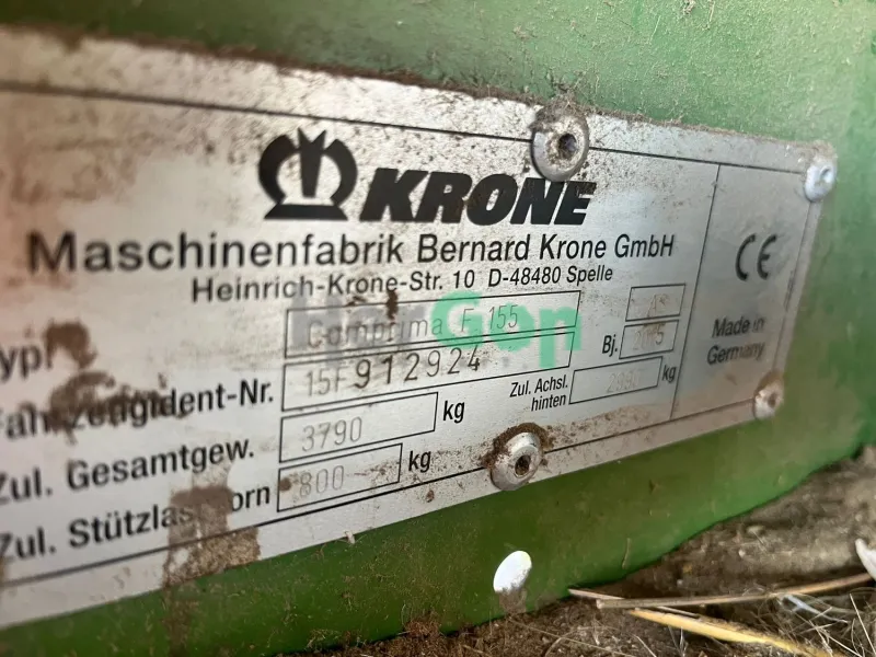 Krone Comprima F 155 XC bálázó