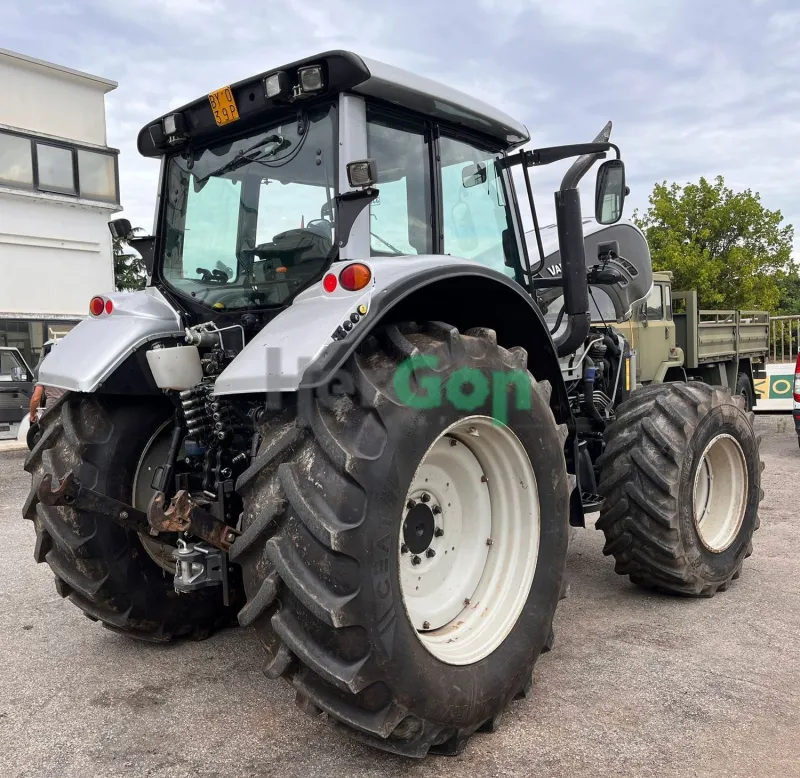 Valtra T152 twintrac