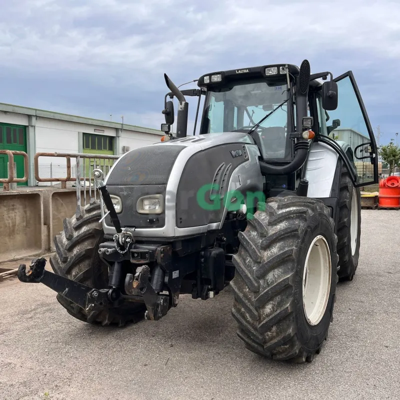 Valtra T152 twintrac