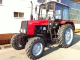 MTZ-820 szöghajtásos új traktor