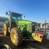 John Deere 8300 traktor