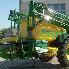 John Deere M740i